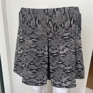 Walter Baker Pleated Skirt, Animal Print Pleated, Size 6